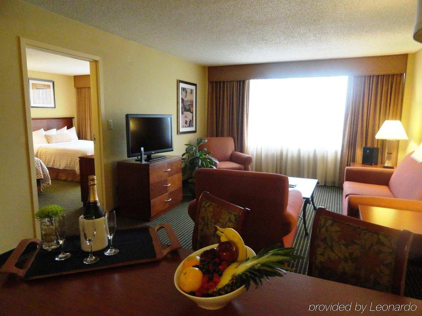 เอมบาสซี สวีท บาย ฮิลตัน วินส์ตัน ซาเล็ม Hotel วินสตัน-ซาเลม ห้อง รูปภาพ